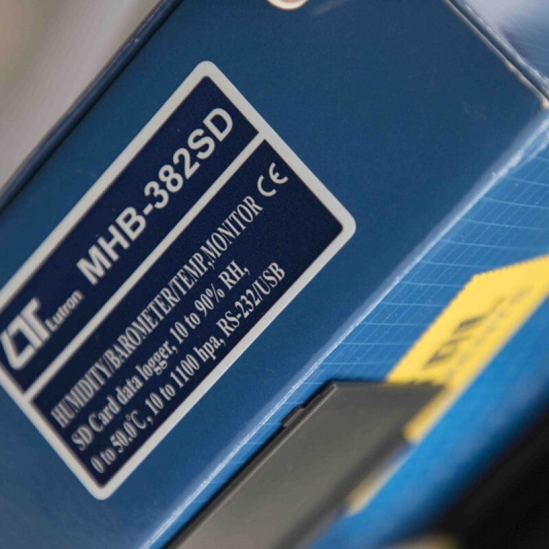 دیتالاگر دما و رطوبت و فشار دیجیتالی لوترون مدل MHB-382SD
